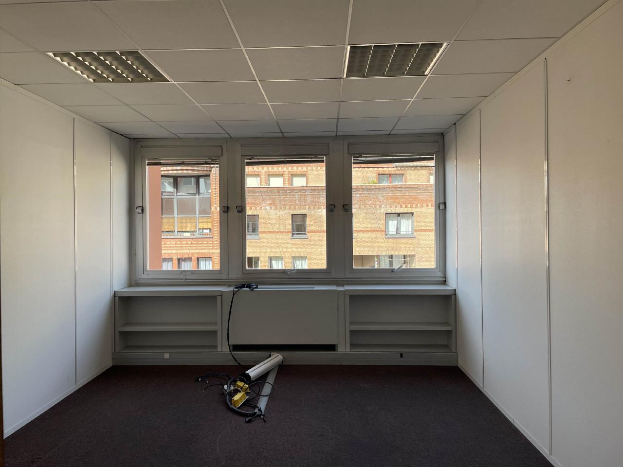 Bureau Paris 900m² Location bureau Paris OLBUR2205285 4